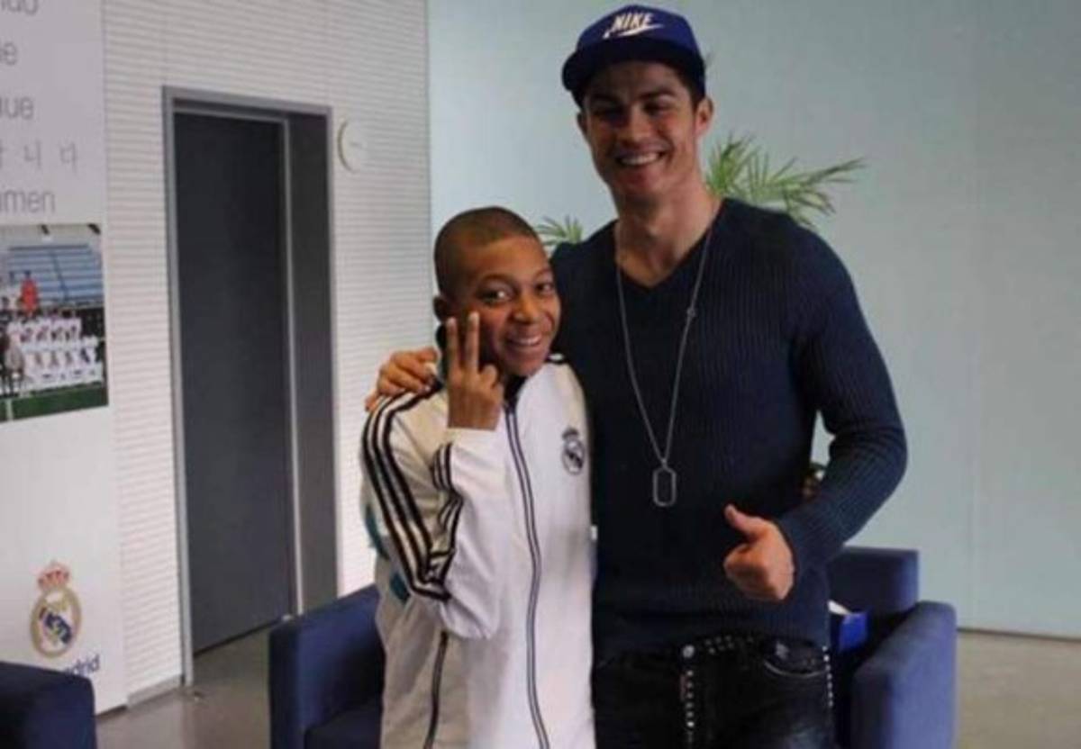 ¡EXTREMO! Mbappé sorprende y revela su espectacular 11 ideal
