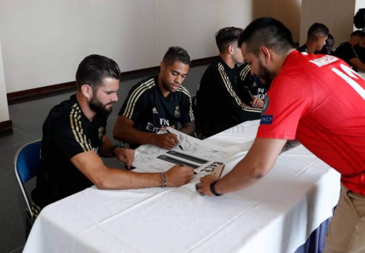 La volada de Keylor y la firma de autógrafos: Así fue el último entrenamiento del Real Madrid