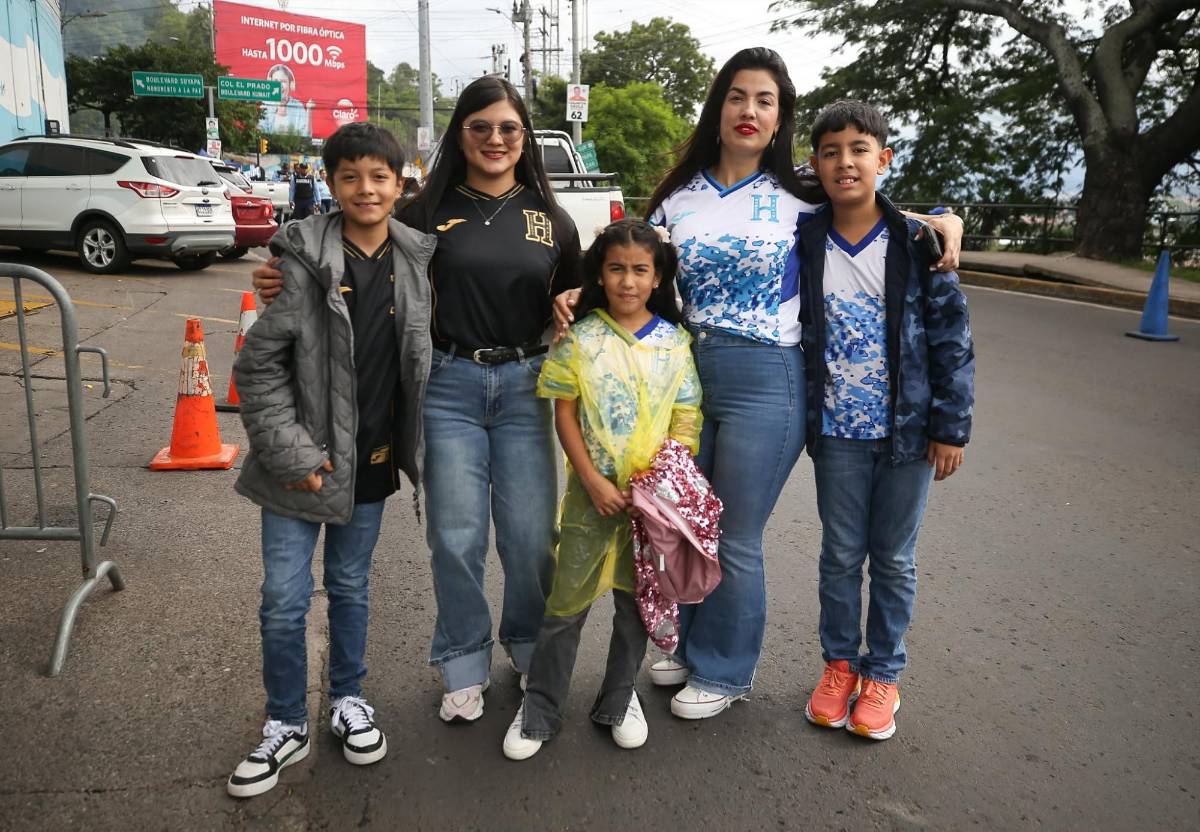 La petición a Andy Najar, la chica que estuvo ante Costa Rica, vuelve contra Haití y las pancartas en el Nacional