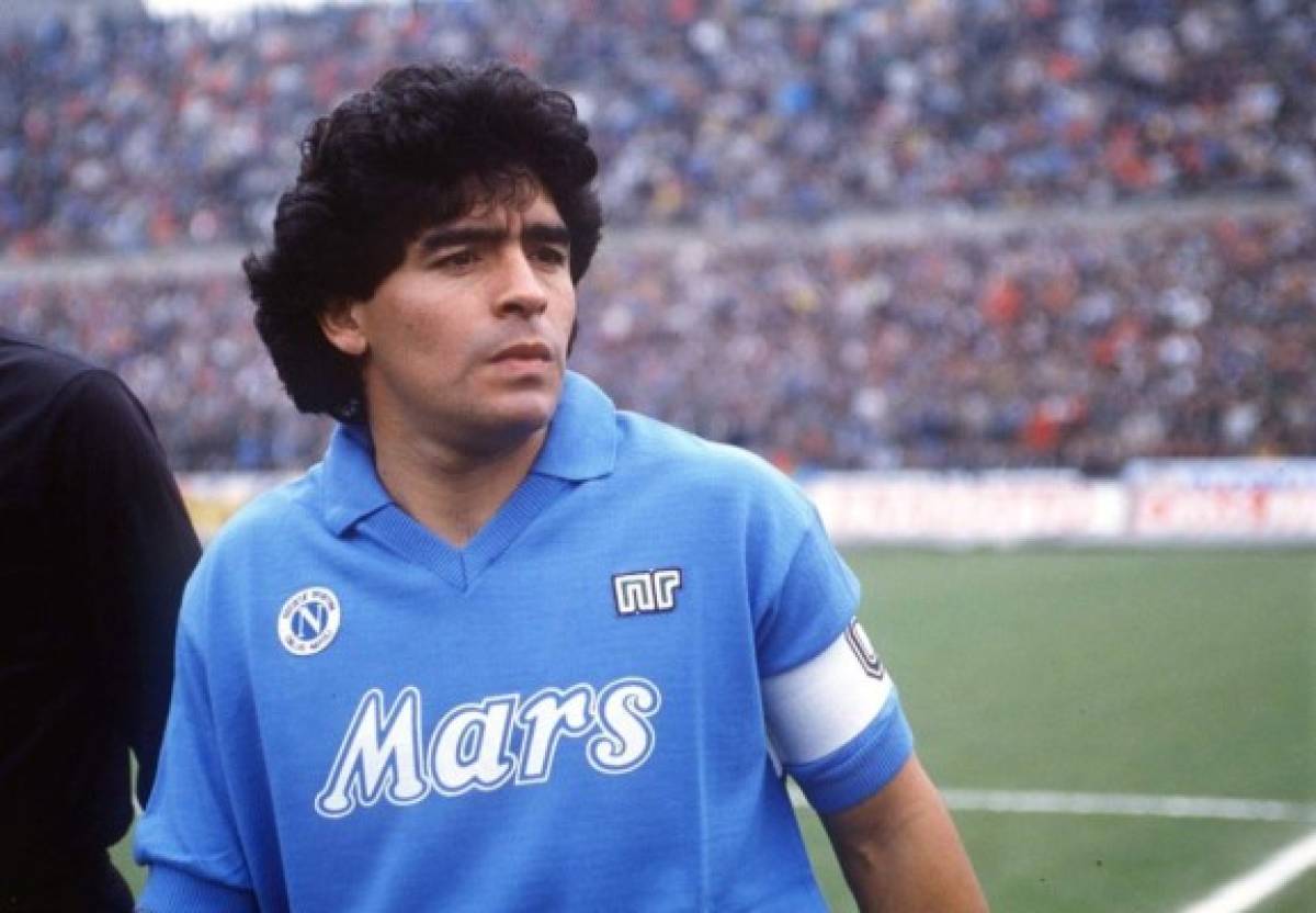 Maradona, Zidane, entre otros son los fichajes más sonados y polémicos de la historia del fútbol