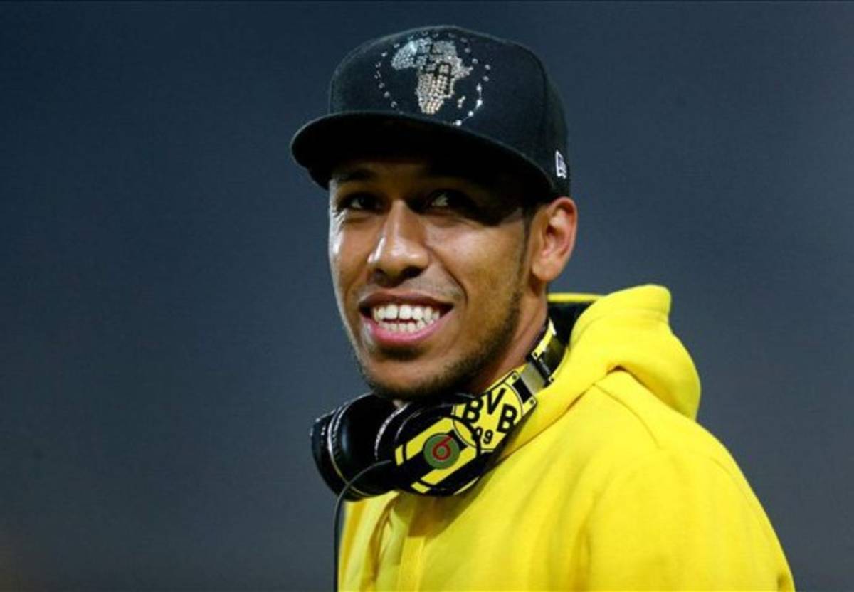 ¡Bombazos! El delantero que pide Messi y Real Madrid cierra un 'trueque' galáctico