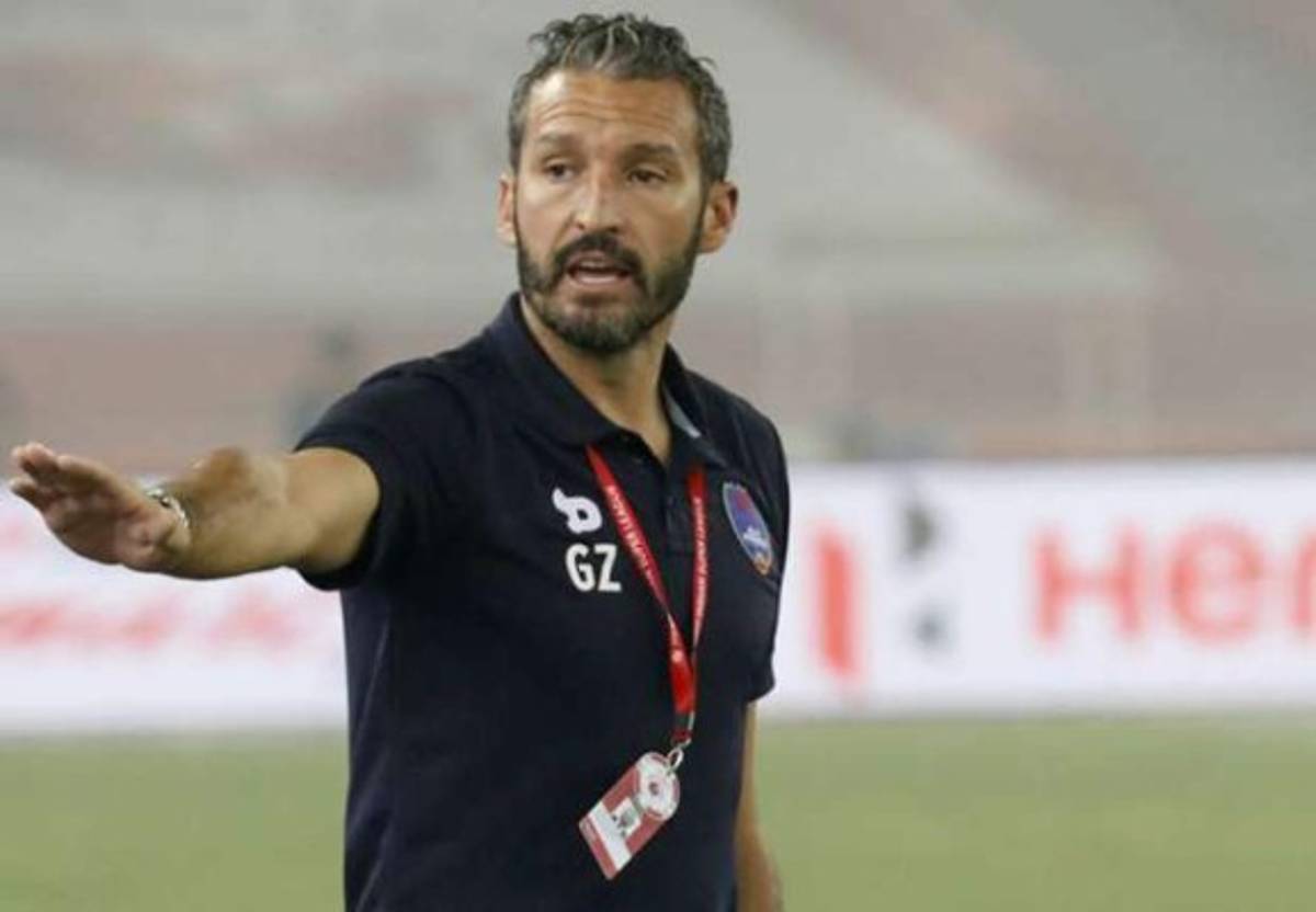 Nueva faceta: Los 15 exfutbolistas que quizá no sabías que son entrenadores