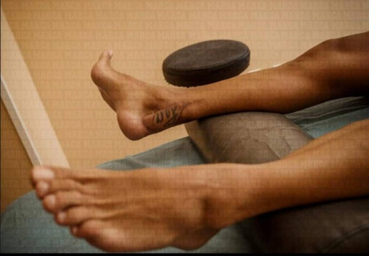 Impactante: La lesión que tiene retirado del fútbol a bicampeón de Euro con España