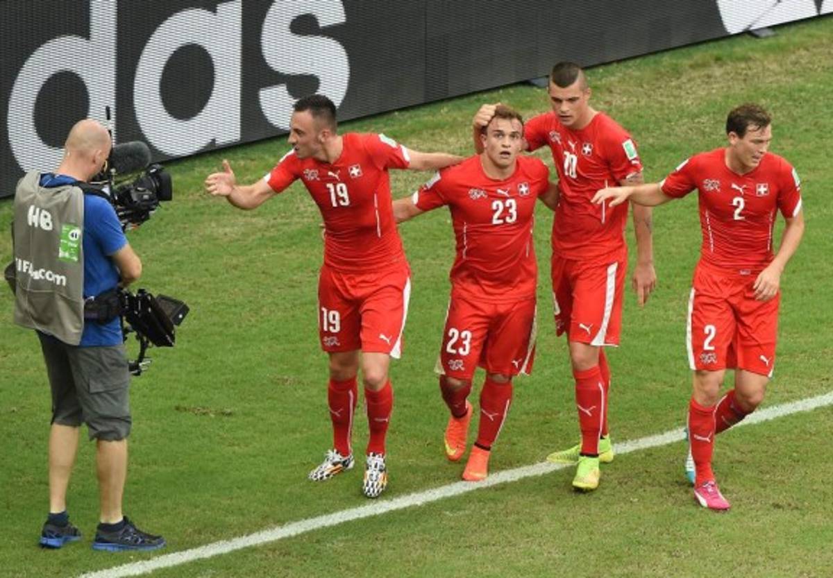 Honduras se despide del mundial con una derrota de 3-0 ante Suiza