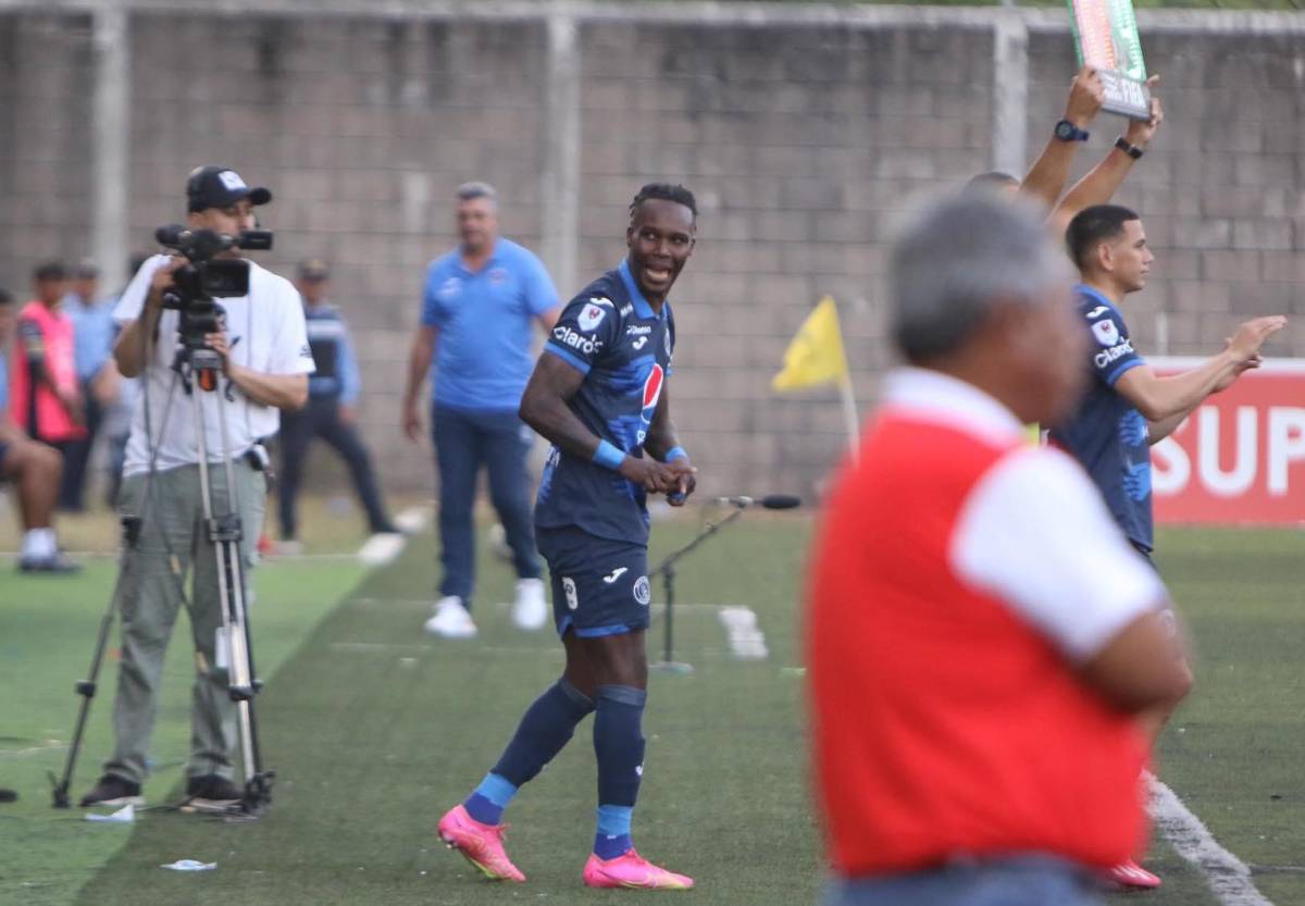 Rueda comienza el casting para buscar el sustituto del Choco Lozano ante Costa Rica: Las 9 opciones de Honduras