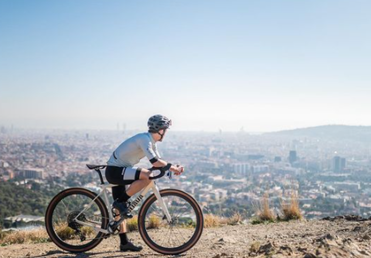 Lo ganó todo con Messi en el Barcelona, se quedó sin equipo a los 32 años y decidió cambiar de deporte: “Será para quedarme...”