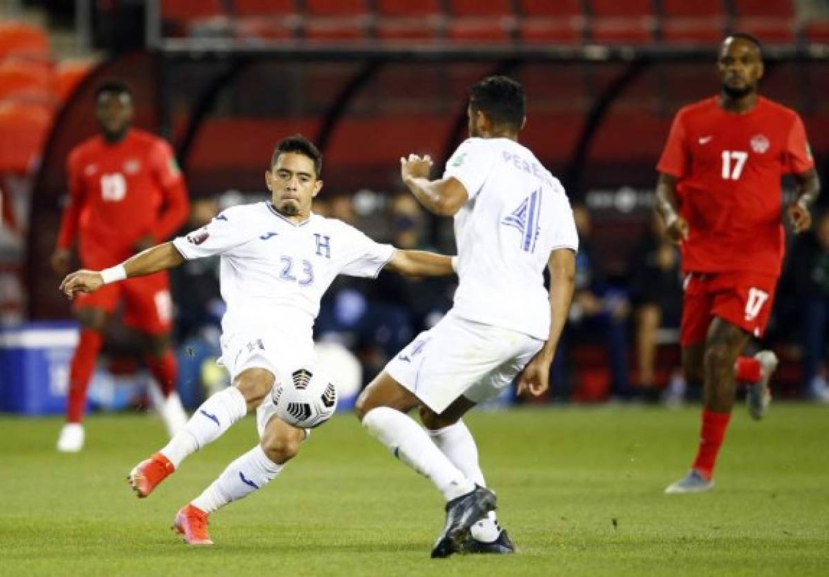 TORONTO, ON - SEPTEMBER 02: Diego Rodriguez #23 of Honduras clears the ball during a 2022 World Cup Qualifying match against Canada at BMO Field on September 2, 2021 in Toronto, Ontario, Canada. Vaughn Ridley/Getty Images/AFP (Photo by Vaughn Ridley / GETTY IMAGES NORTH AMERICA / Getty Images via AFP)