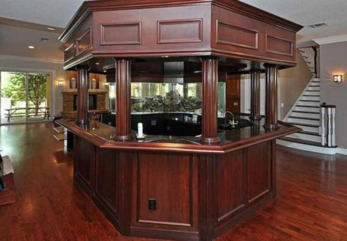 La impresionante mansión que posee Dwayne Johnson 'La Roca' en La Florida