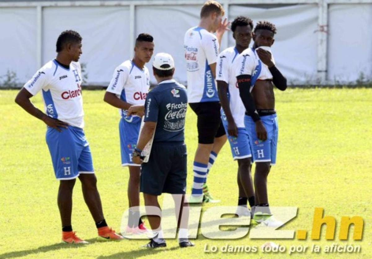 FOTOS: Carlo Costly irradia optimismo en su primer entreno con Honduras