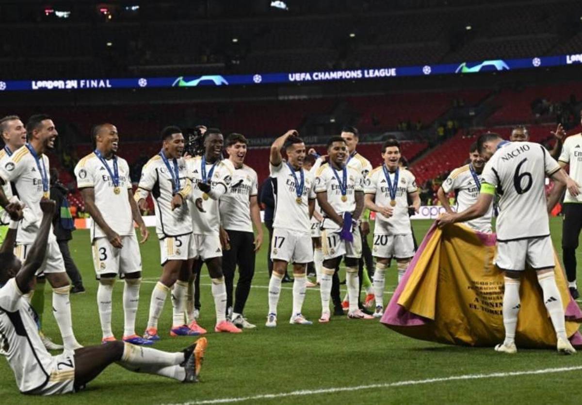 Mbappé, el galáctico y decisión con Rodrygo: los fichajes confirmados y cinco jugadores se van del Real Madrid