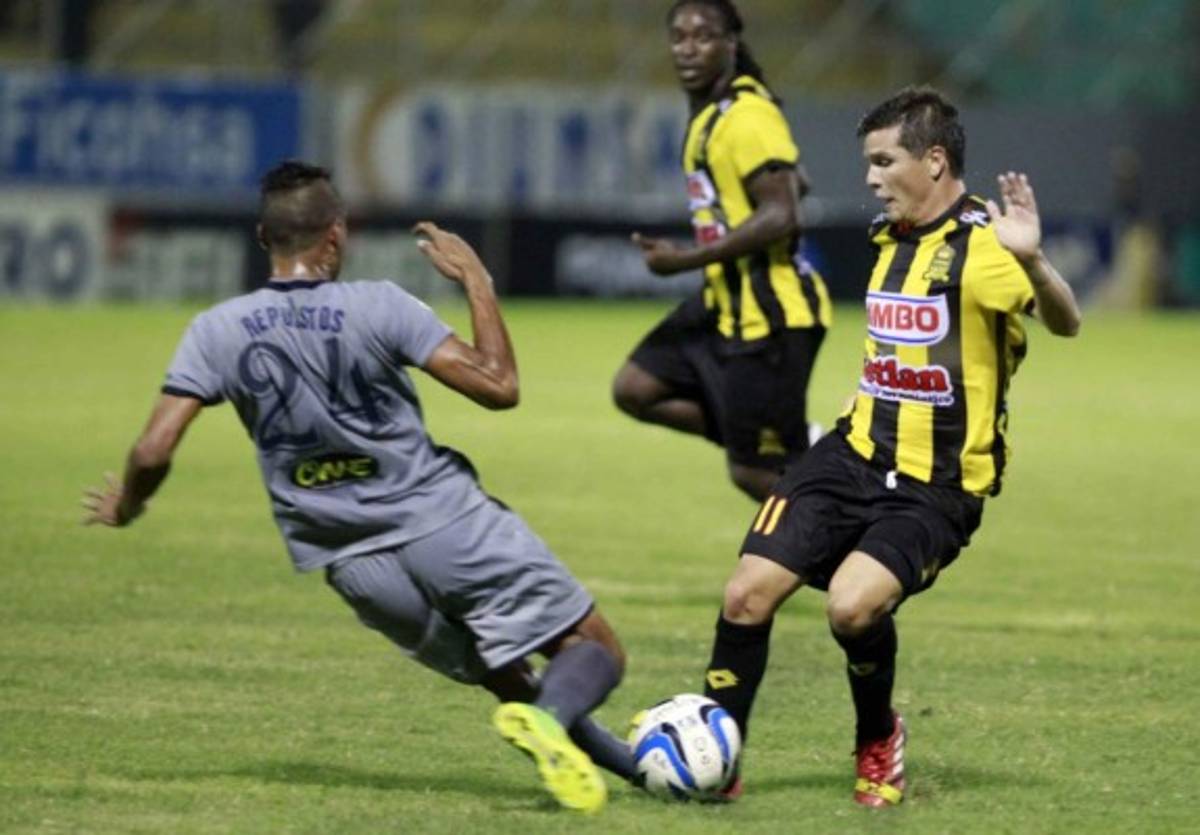 Ismael Gómez jugará en el Limón de Costa Rica