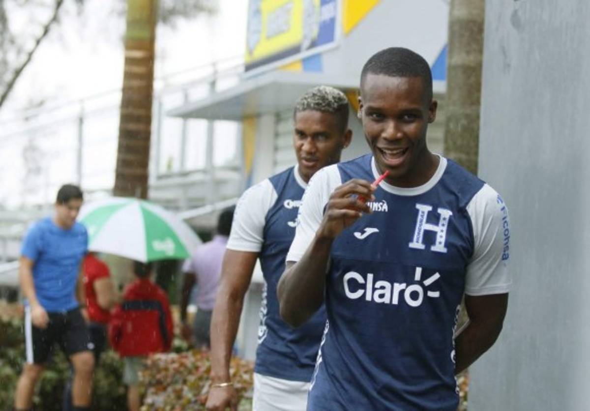 ¡Seis cambios! El modificado 11 que pide la afición a Fabián Coito para el Honduras-El Salvador en Copa Oro 2019