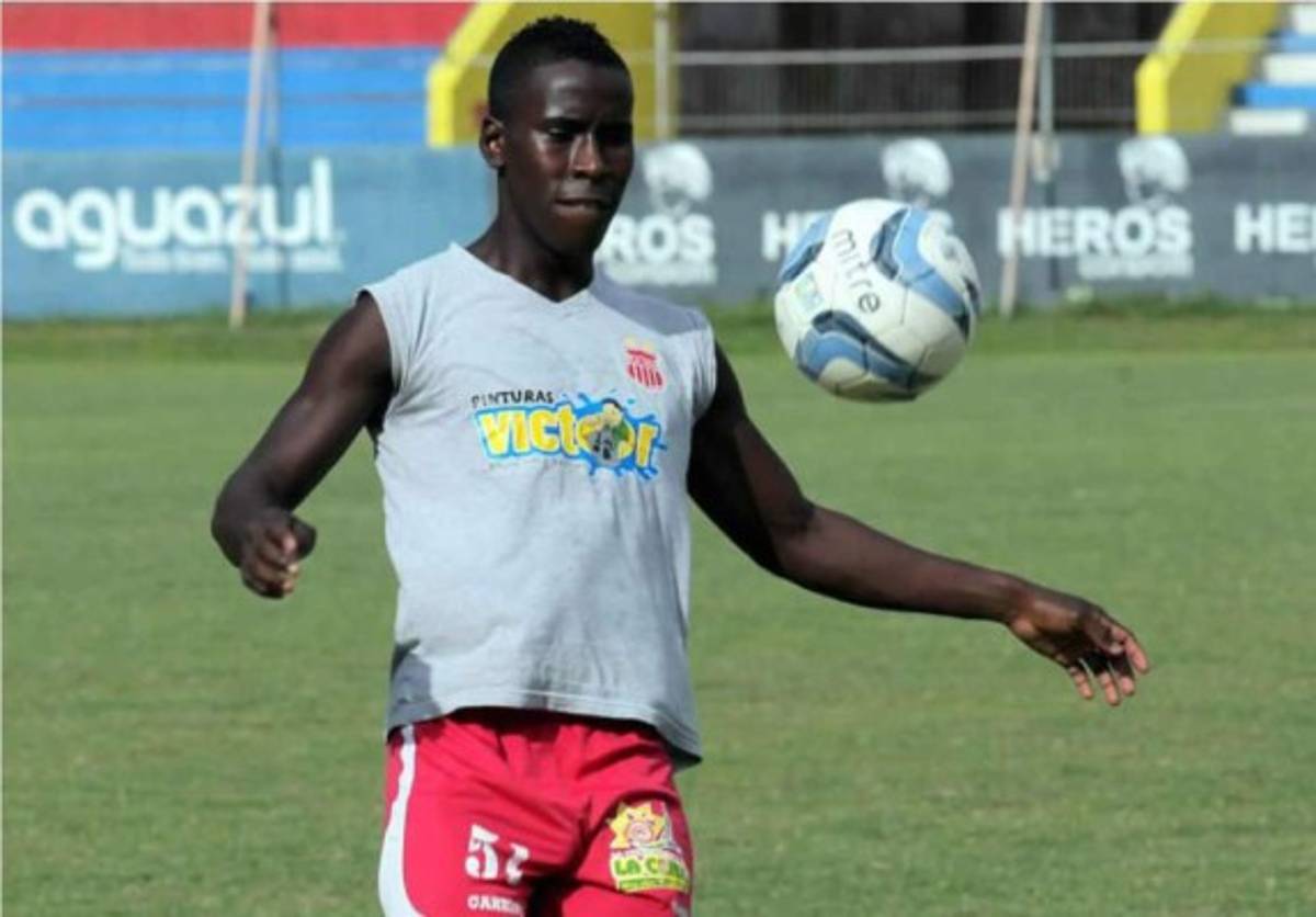 MERCADO: Los jugadores y entrenadores sin contrato en la Liga Nacional