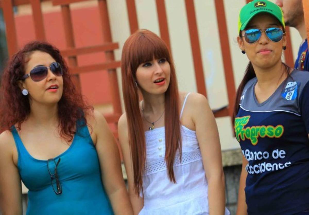 Estas son las chicas hermosas que invadieron la final del fútbol de Honduras