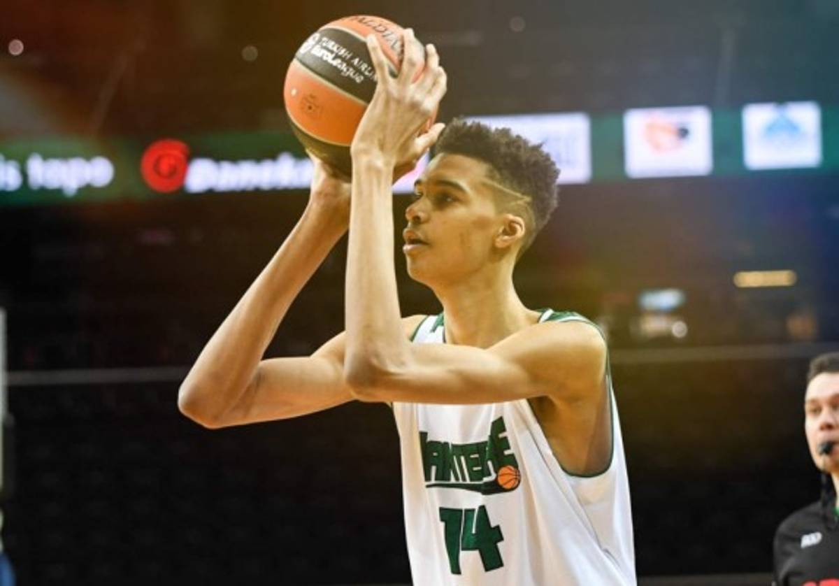 Increíble: Victor Wembanyama, el niño de 2,19 metros que será el número 1 del draft de la NBA