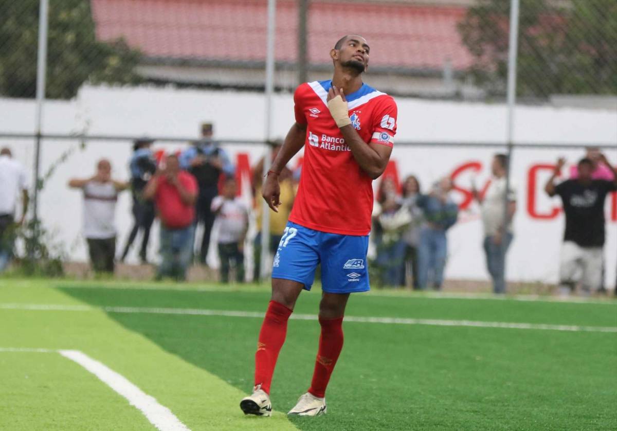 El día que Bengtson se convirtió en leyenda y quebró la marca de Wilmer Velásquez para ser el máximo goleador de la Liga de Honduras