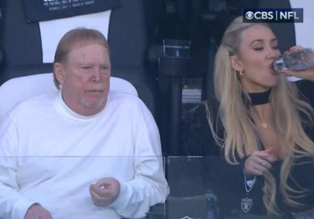 Dueño de un equipo fue flechado por bella bailarina con 42 años de diferencia: Ella no sabía que yo era multimillonario