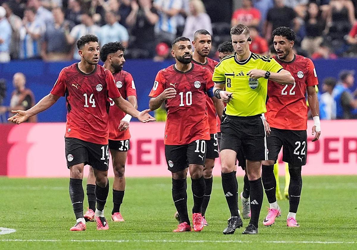 FIFA los castiga: Egipto recibe una sanción luego de ser eliminado por Argentina con polémica
