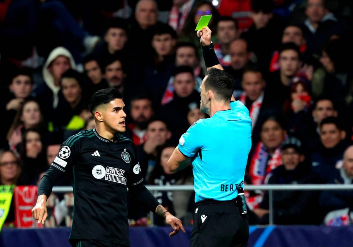 FOTOS: La tristeza de Luis Palma, Honduras presente y la petición de aficionado en el Atlético - Celtic