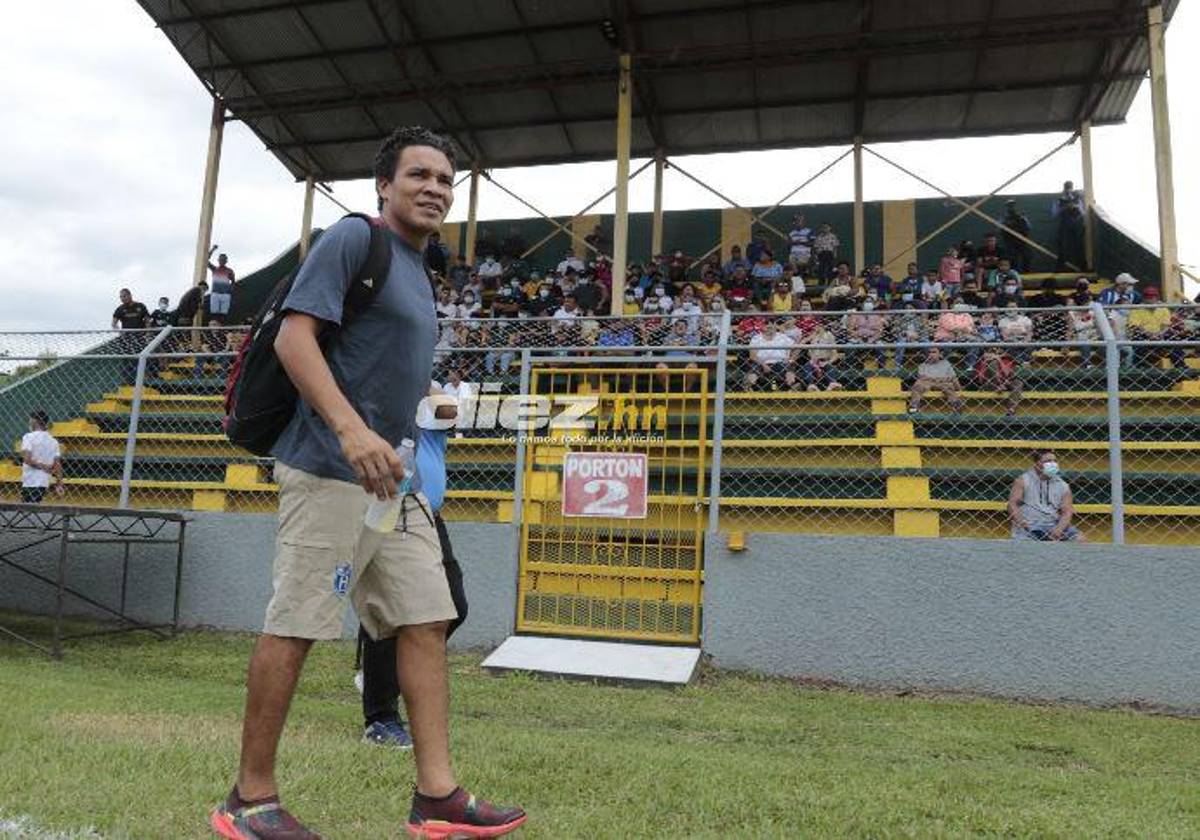 Alegría, reecuentro de viejas glorias y show de fútbol en juego Leyendas de Honduras vs Selección Progreseña