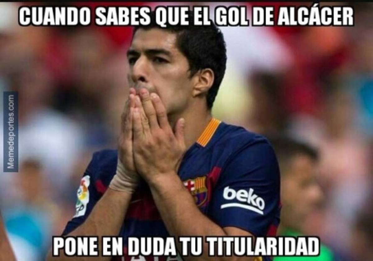 ¡Paco Alcácer, protagonista de crueles memes por su gol!