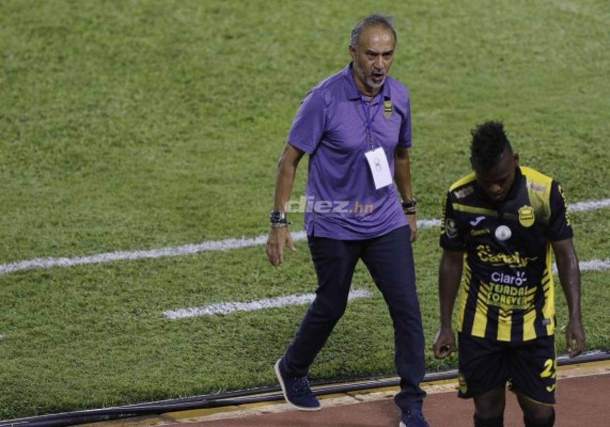 Júbilo y llanto en el estadio Olímpico: Darixon Vuelto se descontroló y rompió en llanto en Real España