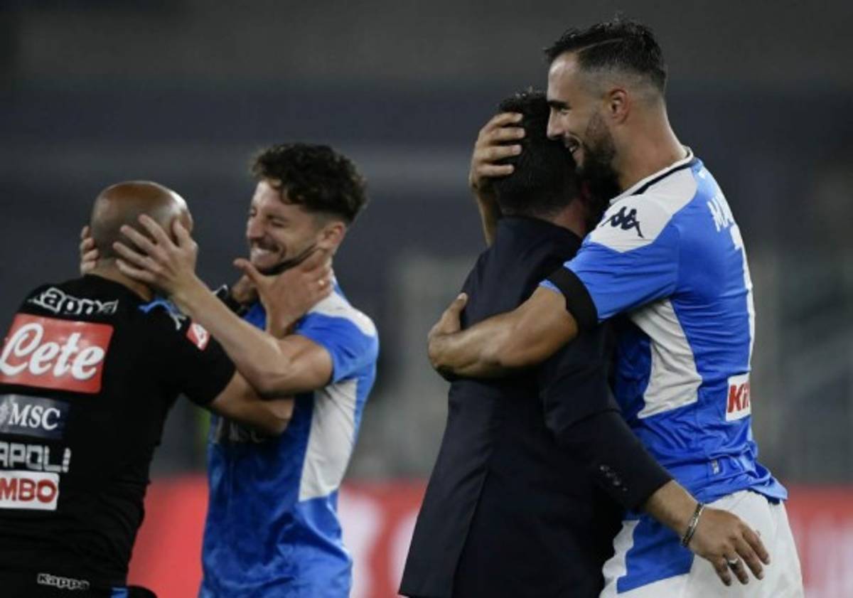 Fotos: El dolor y la bronca de Cristiano Ronaldo tras perder la final y el eufórico festejo de Napoli