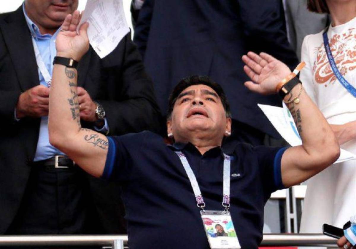 Maradona asegura que a Colombia 'la robó' una FIFA 'vieja y arreglada'