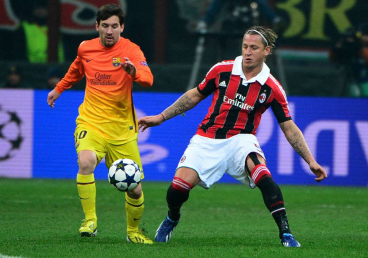 Milan venció 2-0 al Barcelona en un partido de la Champions League.