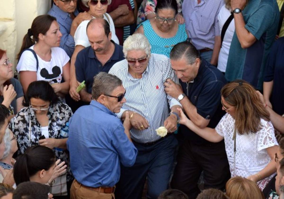 Entre lágrimas: Despiden a José Antonio Reyes, la perla que murió en un controvertido accidente