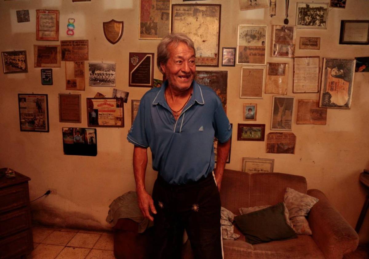 Adicciones y problemas de salud: Así vivió sus últimos días el Indio Urquía