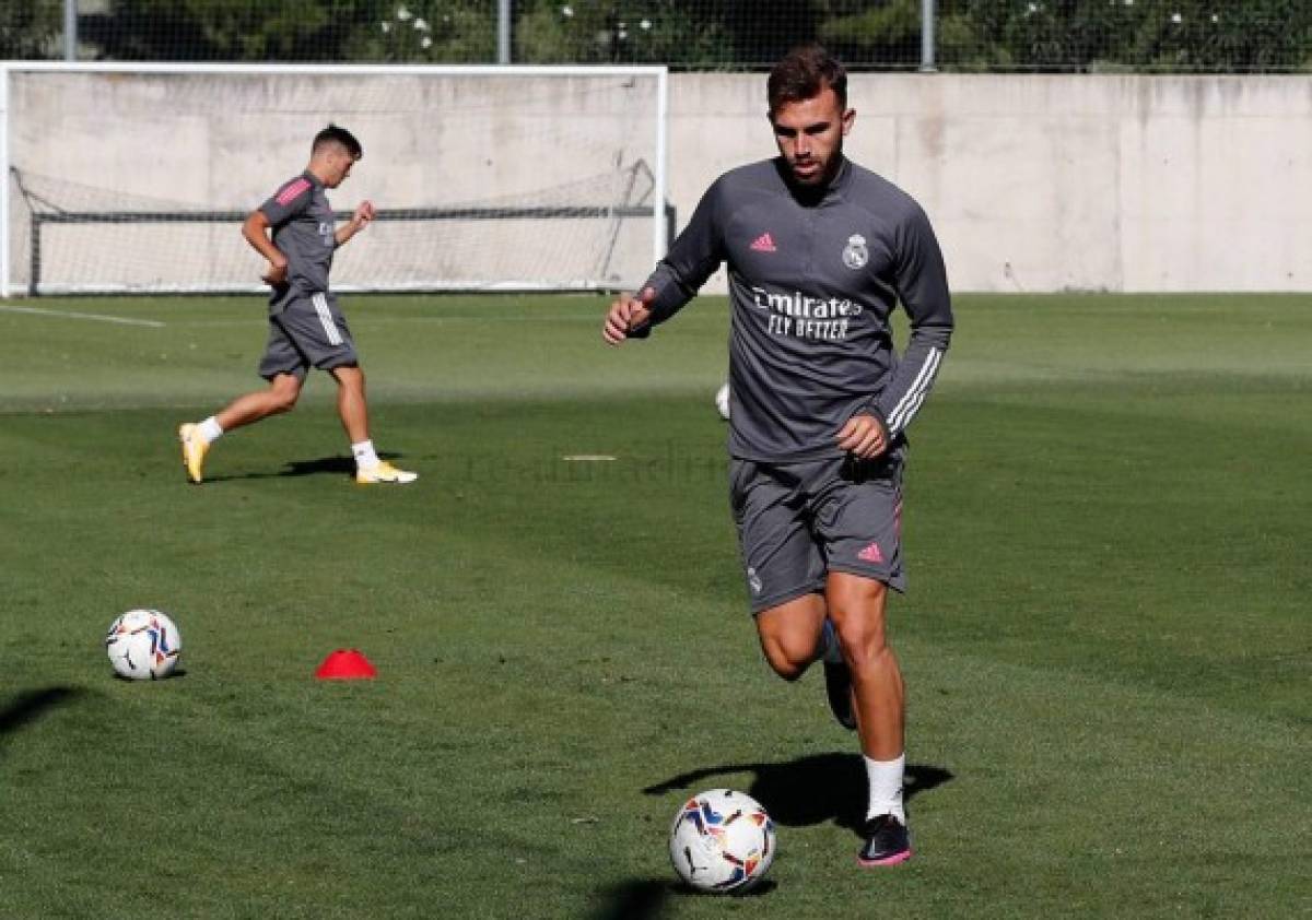 Con tres nuevos integrantes y un gran ausente: Así fue el regreso a los entrenamientos del Real Madrid