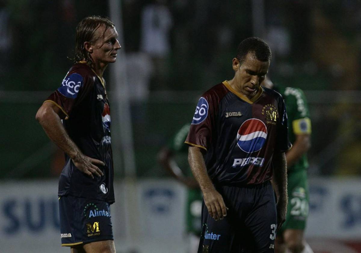 ¡20 futbolistas hondureños que quizás no los recuerdas con la camiseta de este equipo en Liga Nacional!