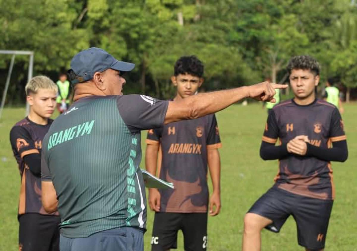 Fichajes en Liga de Ascenso de Honduras: mundialista ya fue presentado, Georgie Welcome se resiste al retiro y club dio de baja a 11 jugadores