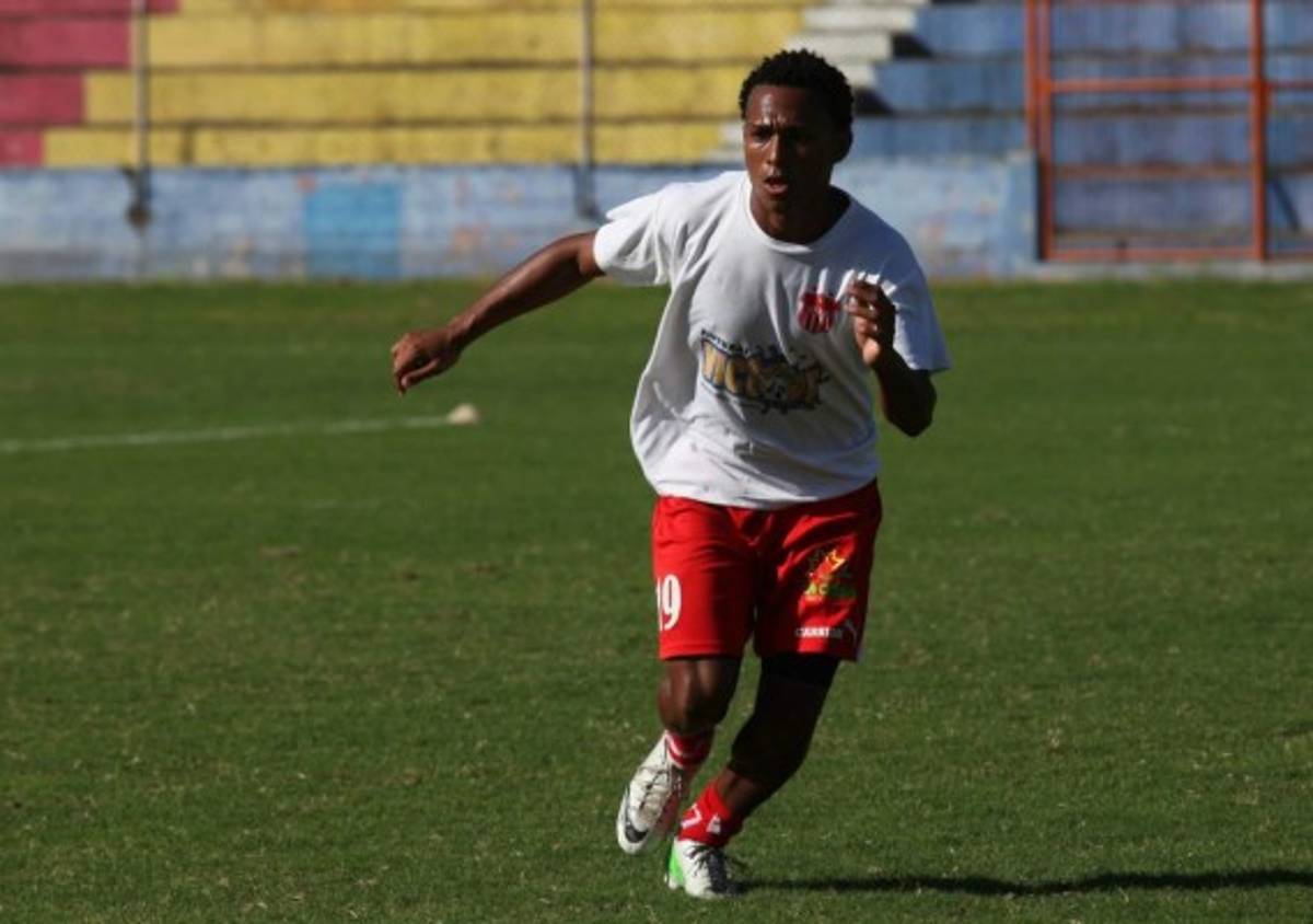 MERCADO: Motagua va por Marcelo Canales y de México ofertaron por dos hondureños