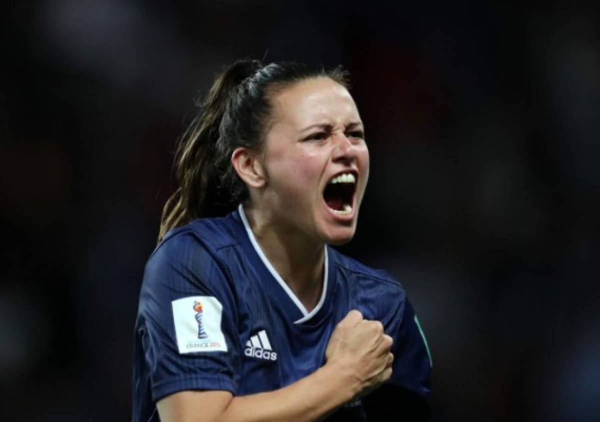 Emotivas imágenes: Así celebró Argentina el empate ante Escocia en el Mundial Femenino