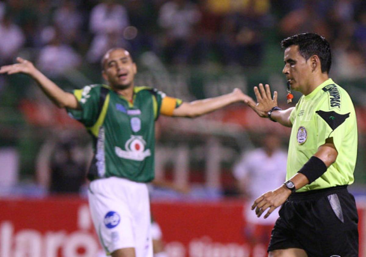 Benigno Pineda anunció su retiro del arbitraje