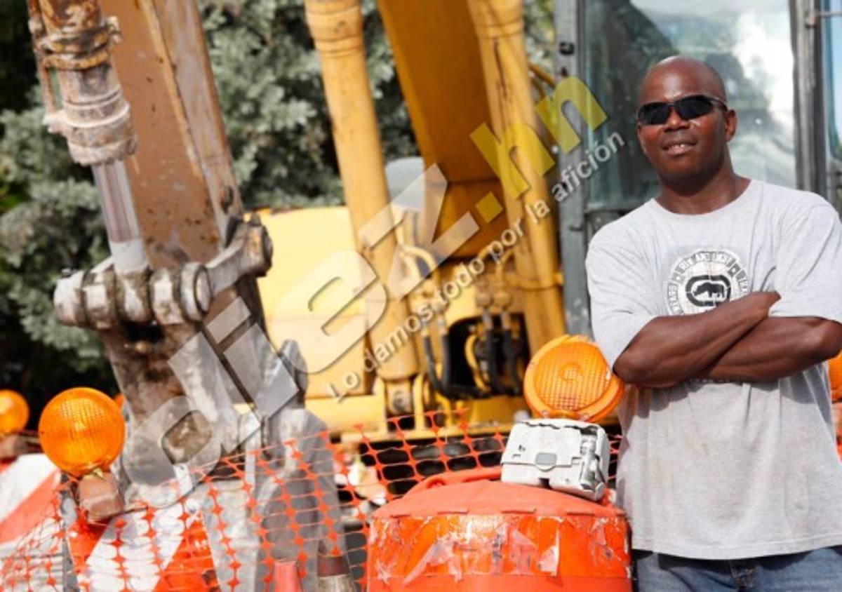 Así es la vida de Martín Castro trabajando en la construcción en Miami