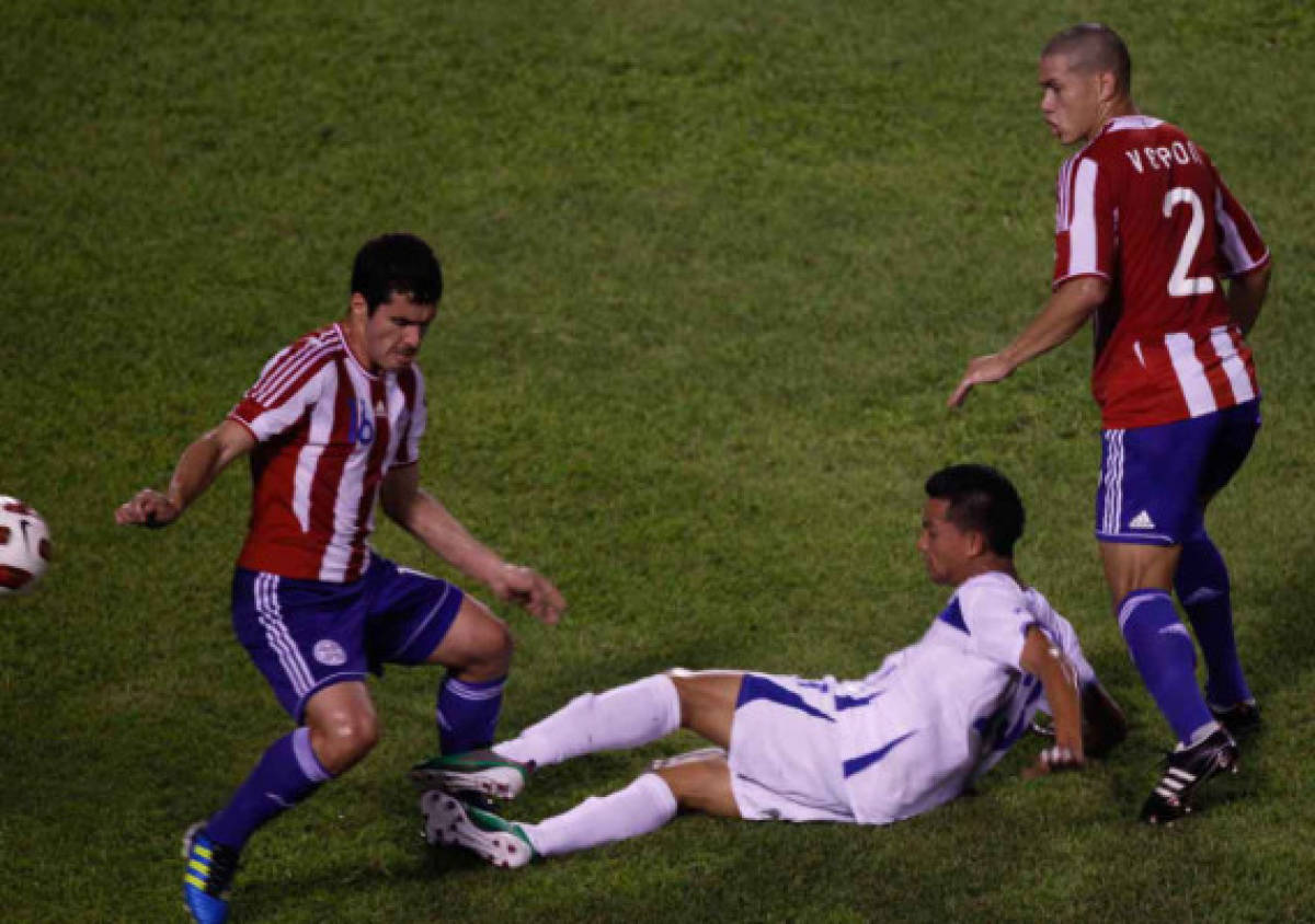 El amistoso Honduras-Paraguay en el Olímpico