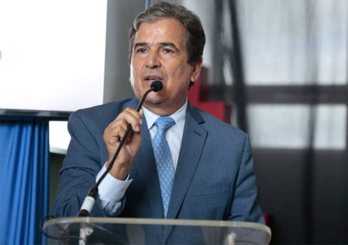 Jorge Luis Pinto: 'Desde hace días vengo analizando a Panamá'