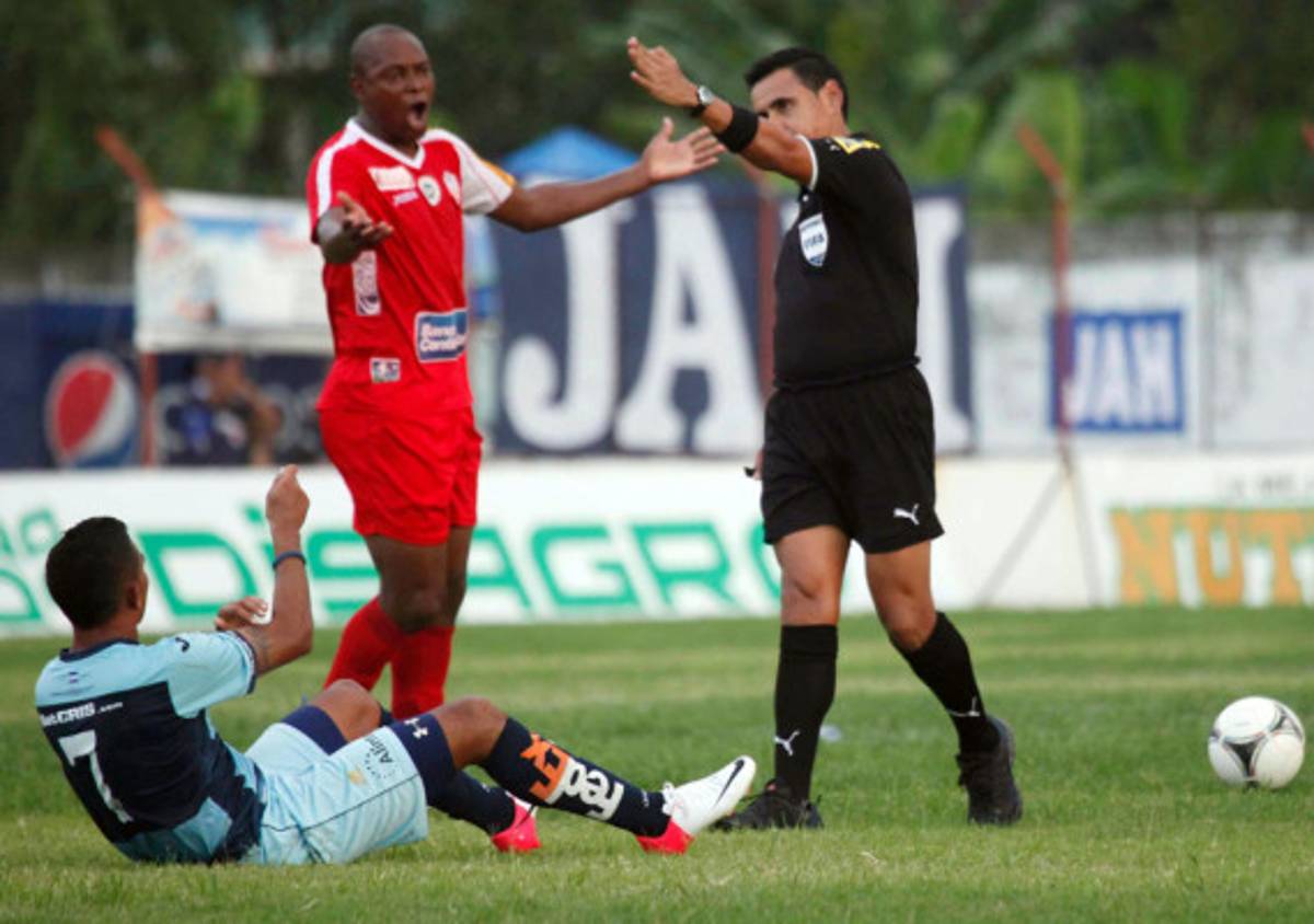 Benigno Pineda anunció su retiro del arbitraje