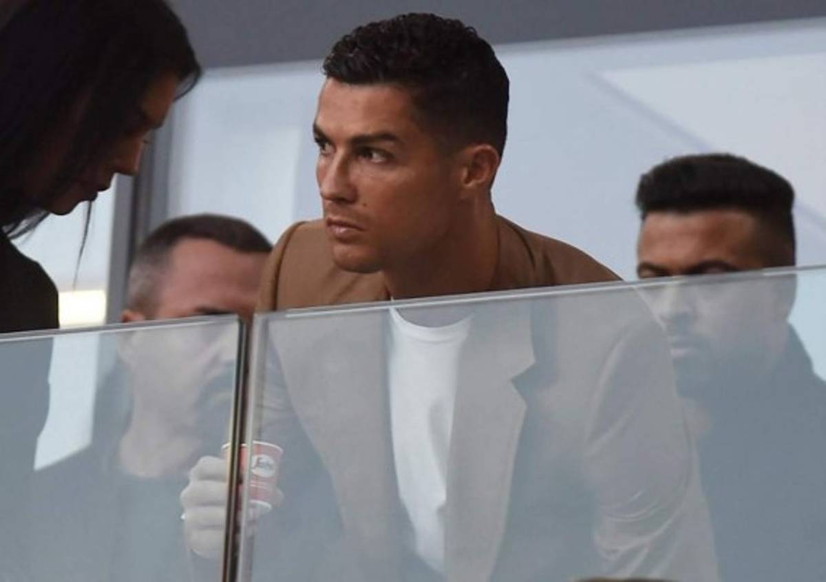 No los deja solo: Cristiano Ronaldo acompañó a la Juventus desde el palco