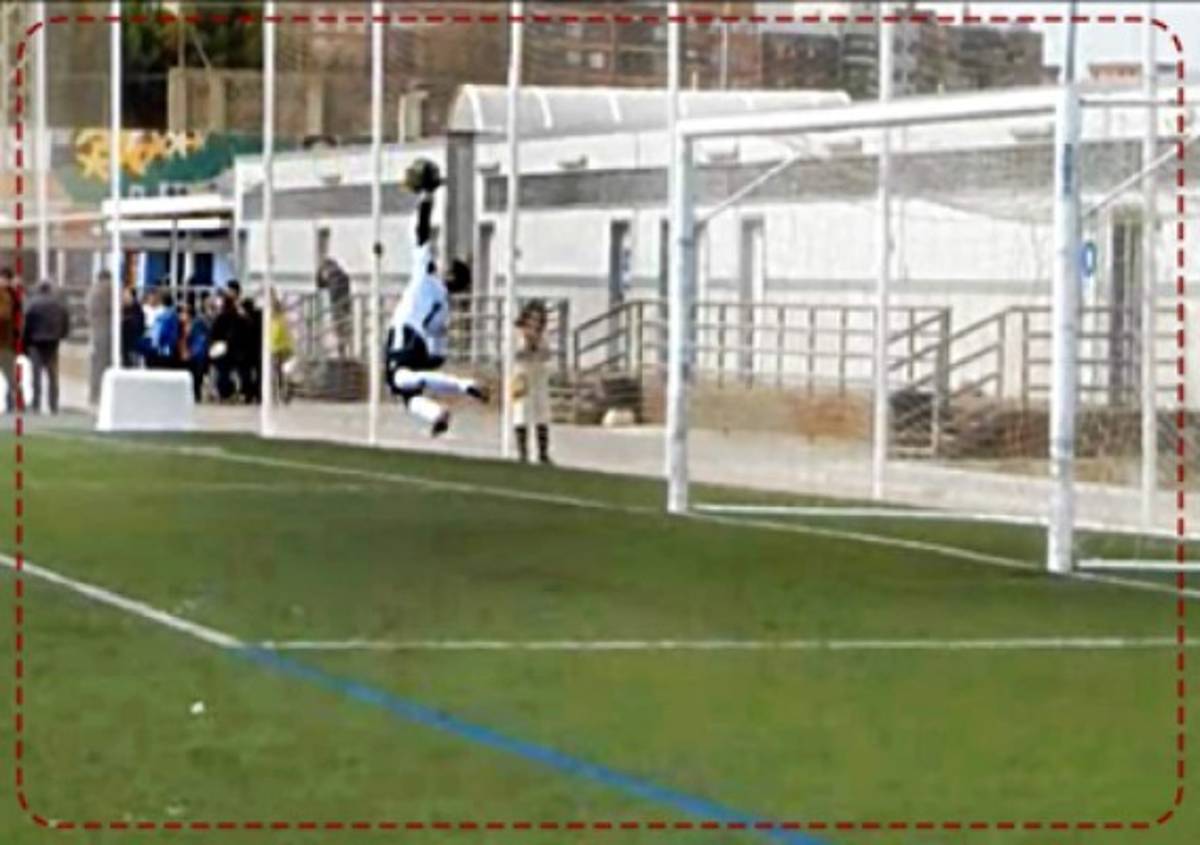 Así juega José Manuel, el niño al que comparan con Keylor Navas