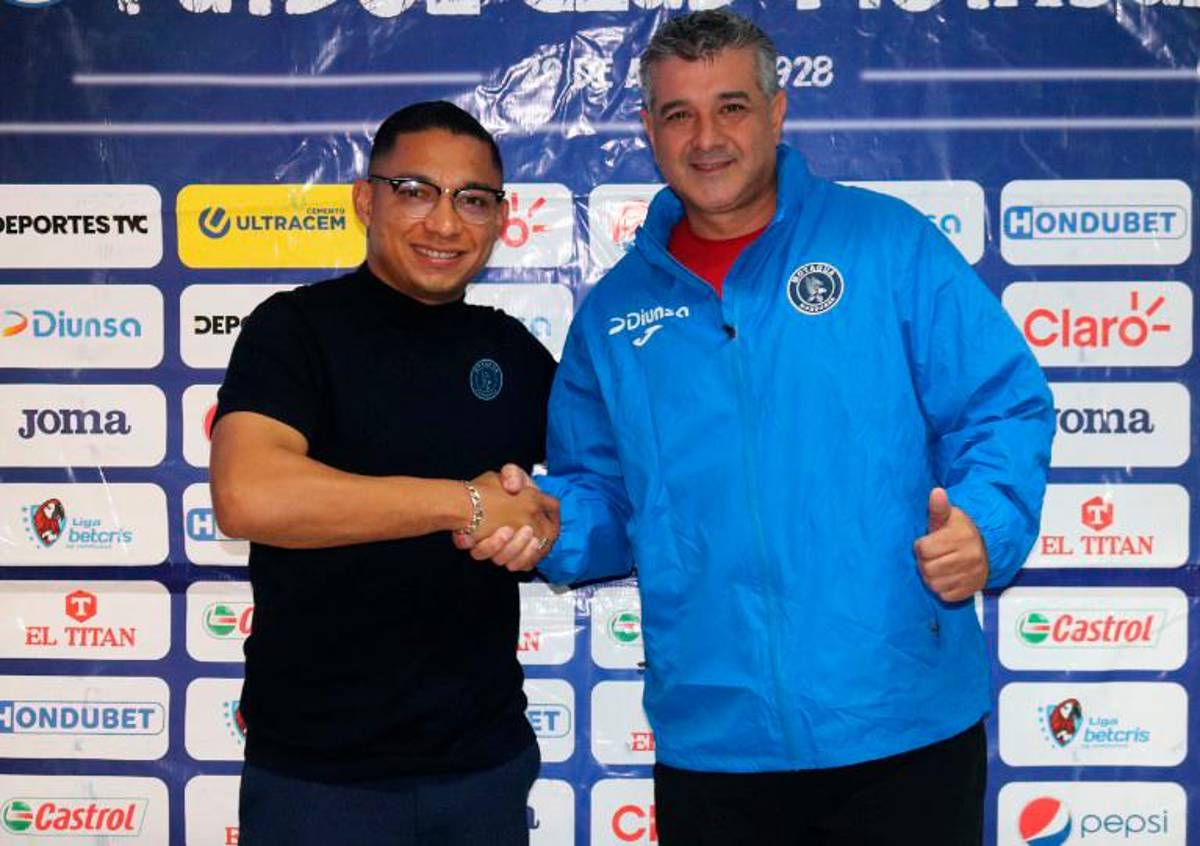 Así fue el primer entrenamiento de Diego Vázquez en su vuelta a Motagua; charla ¿y quién estuvo como su asistente?