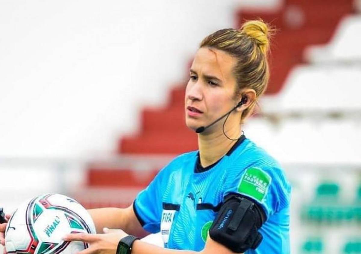 El fútbol comienza a avanzar: por primera vez, una mujer arbitrará una final masculina en el mundo árabe