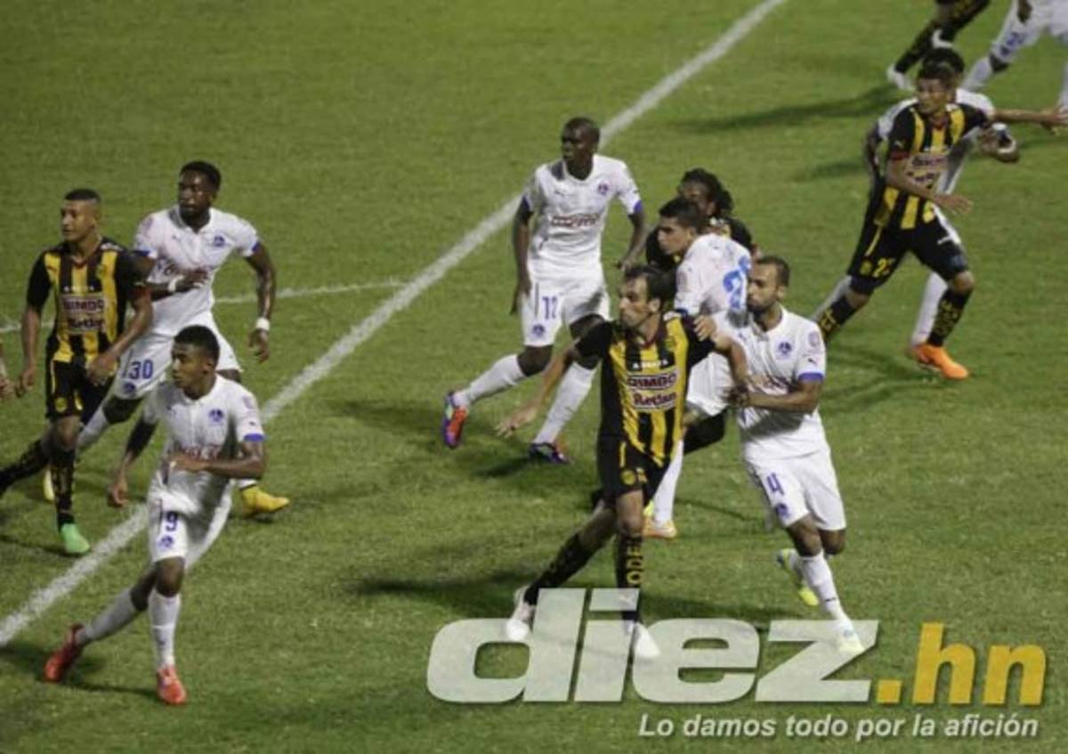 Olimpia pega primero al Real España y en el estadio Morazán
