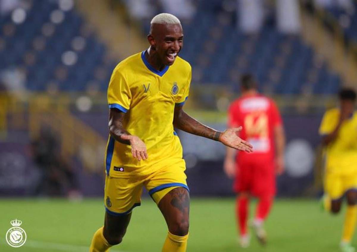 Benzema sorprende a Cristiano Ronaldo: Salen a la luz los extravagantes salarios de los futbolistas en Arabia Saudita