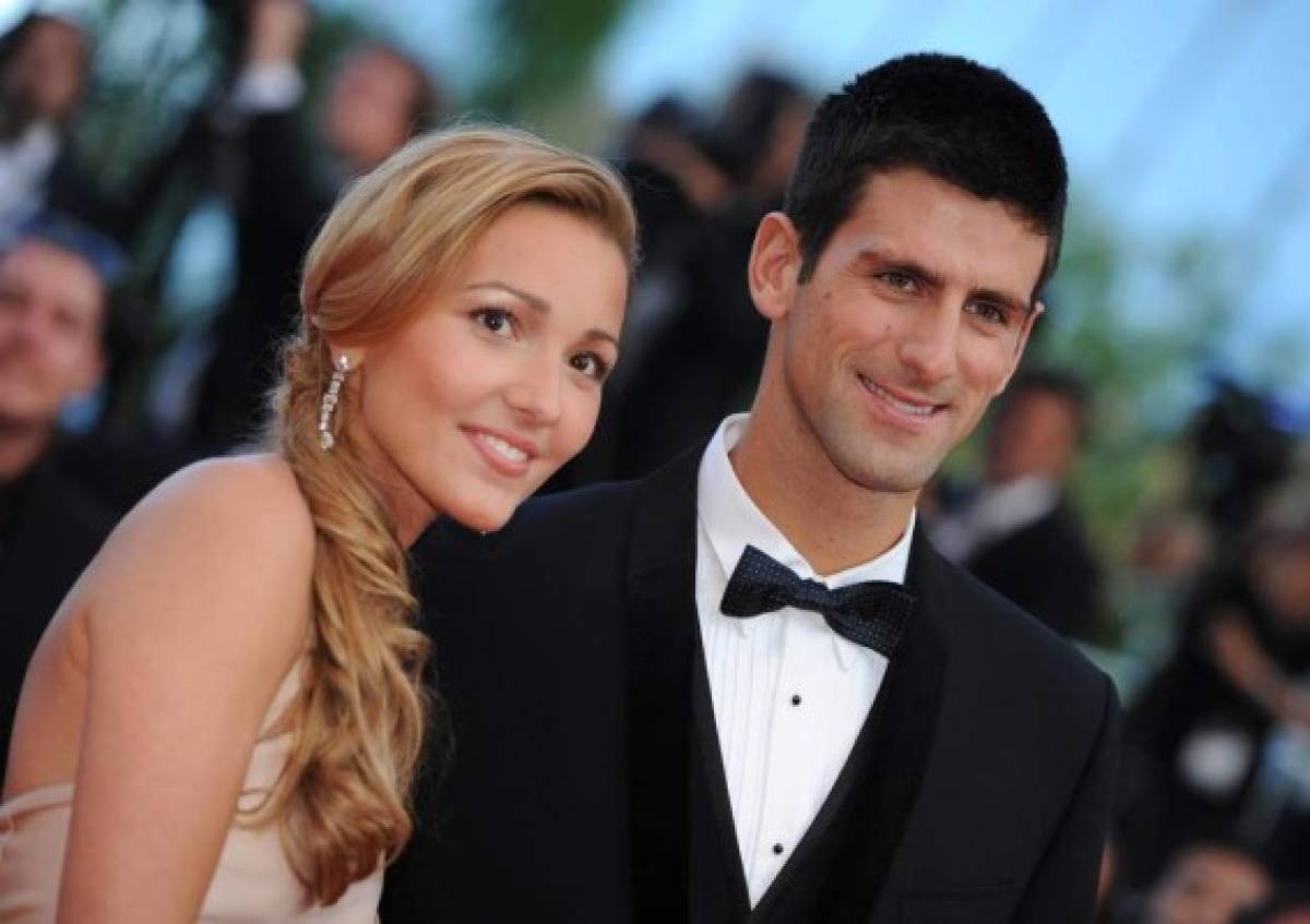 Escándalo: una modelo destapa cómo le ofrecieron destrozar la carrera y el matrimonio a Novak Djokovic