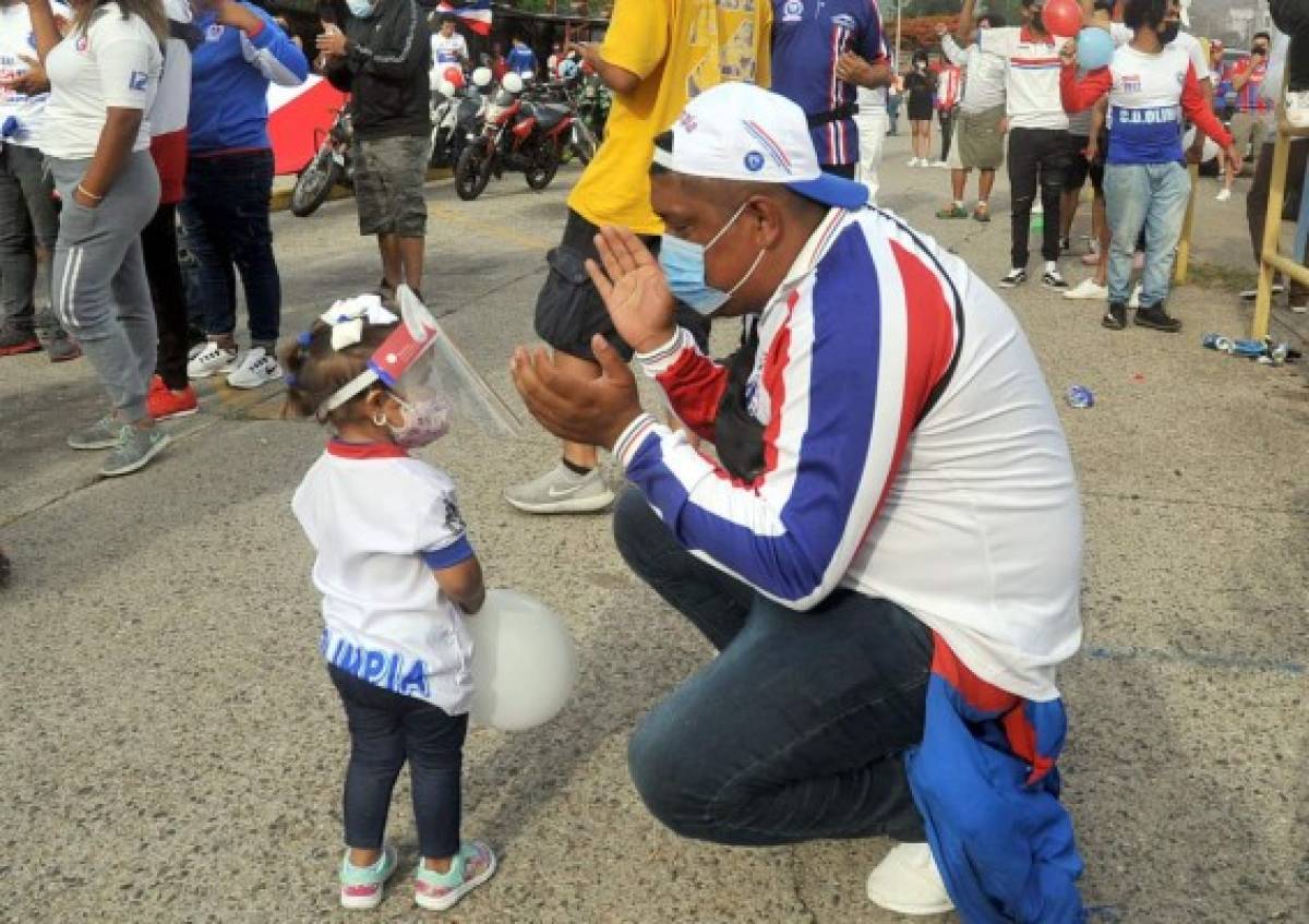 ¡Impresionante caravana! Afición del Olimpia se desborda y celebró a lo grande los 109 años de historia