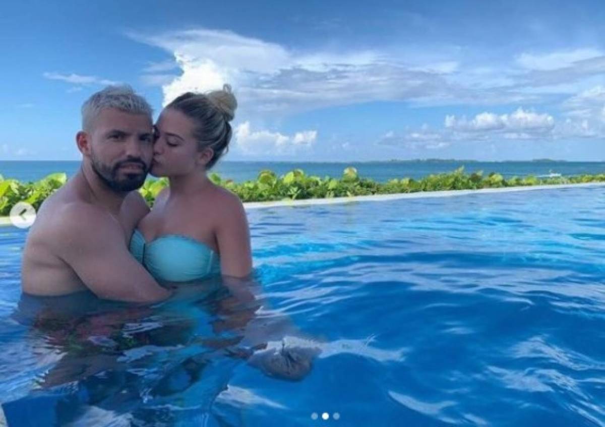 Así es Sofía Calzetti, la explosiva novia del 'Kun' Agüero que ahora le va al Barcelona